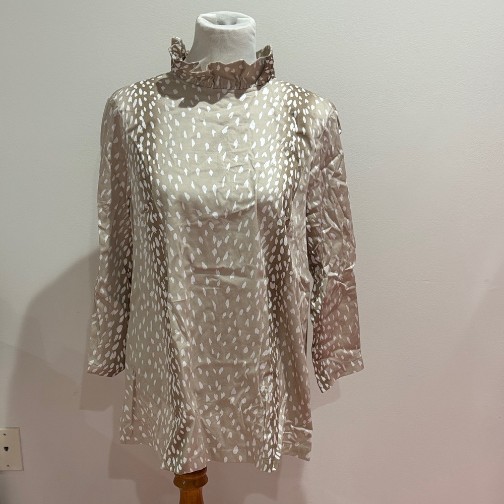Tuckernuck Tan and White Blouse